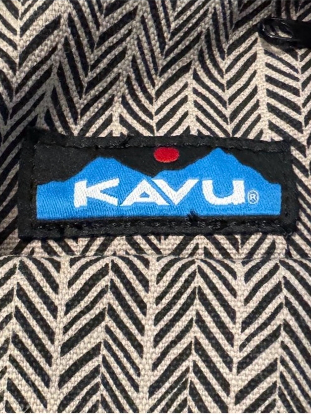 Kavu Herringbone Rope Sling Bag - Picture 3 of 7